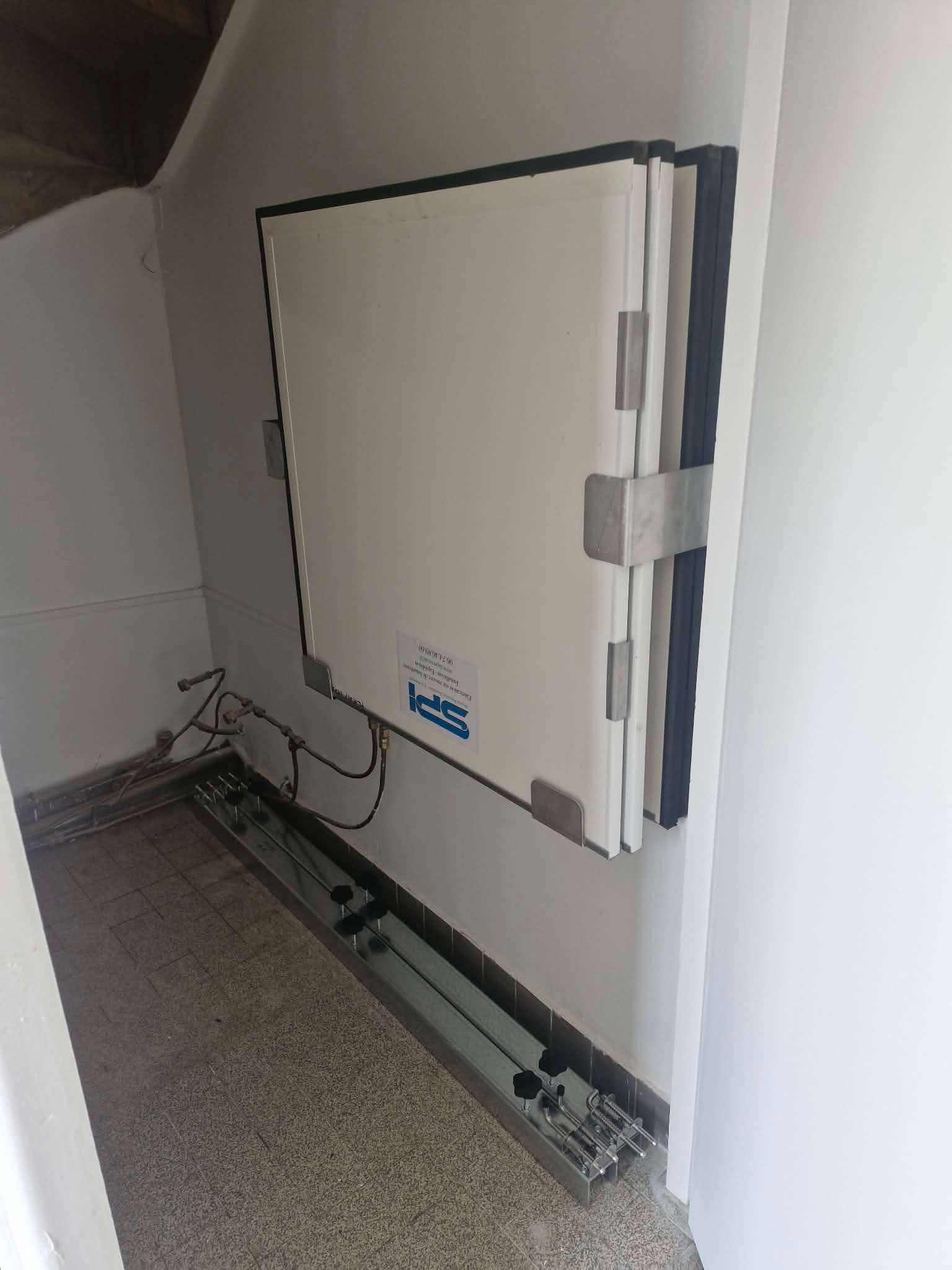 Support de rangement sur-mesure pour batardeaux - réalisation 1